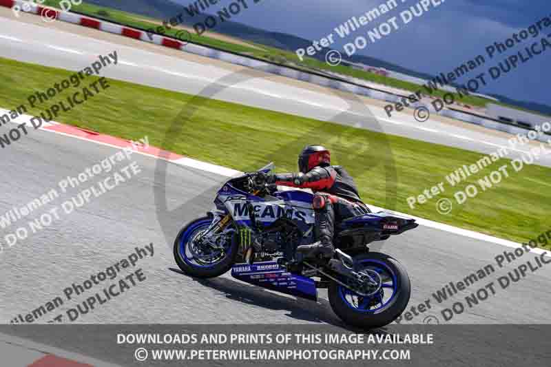 cadwell no limits trackday;cadwell park;cadwell park photographs;cadwell trackday photographs;enduro digital images;event digital images;eventdigitalimages;navarra;no limits trackdays;peter wileman photography;racing digital images;trackday digital images;trackday photos